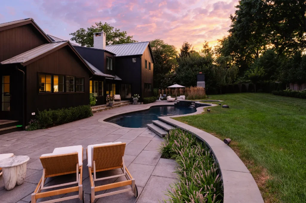 Pond House in Westport, CT, by Spring Architecture + Design, is a 4,500 sq ft coastal renovation blending modern farmhouse and Japanese architecture with waterfront views and refined outdoor living.