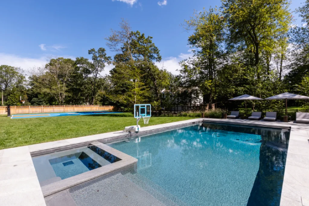 Resort House by Spring Architecture + Design, a 3,800 sq ft sustainable coastal residence featuring modern architecture, net-zero energy design, luxury outdoor living, pool house, and energy-efficient systems.